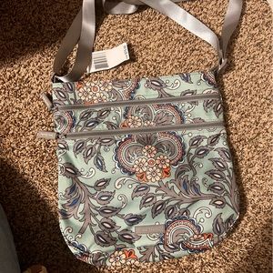 Trio zip Hipster Vera Bradley-water resistant material